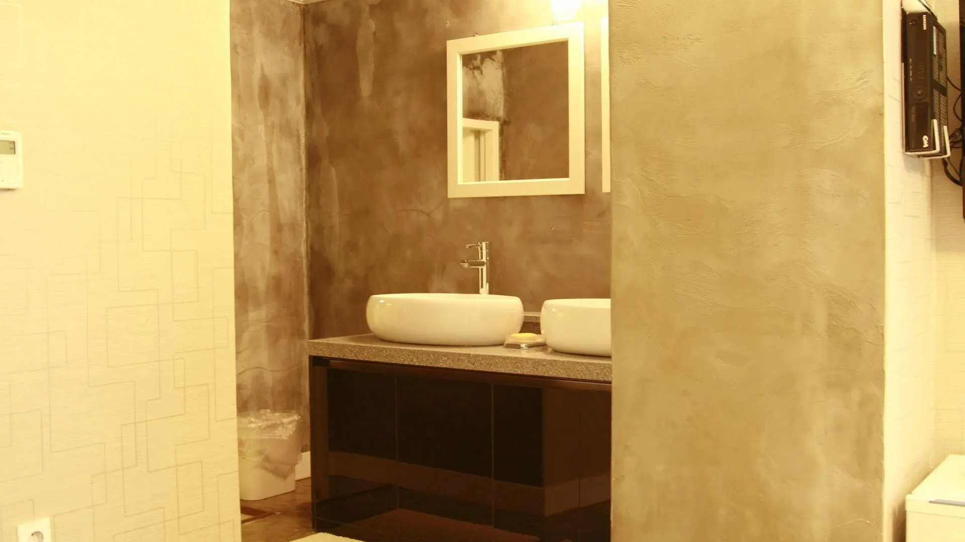 Crib49 Guest House Seoul